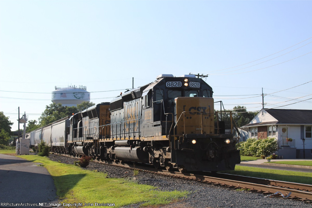 CSX 8828